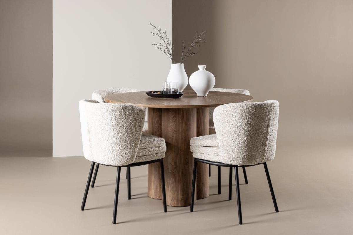 Olivia Matbord 110 cm med 4 Agnes Matstol -