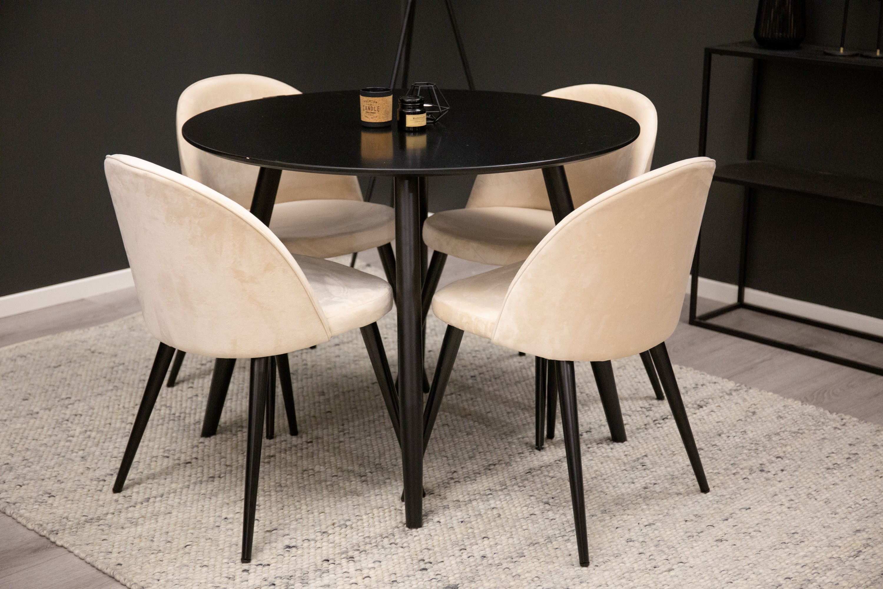 Plaza Matgrupp 100 cm Rund med 4 Velvet stolar Beige