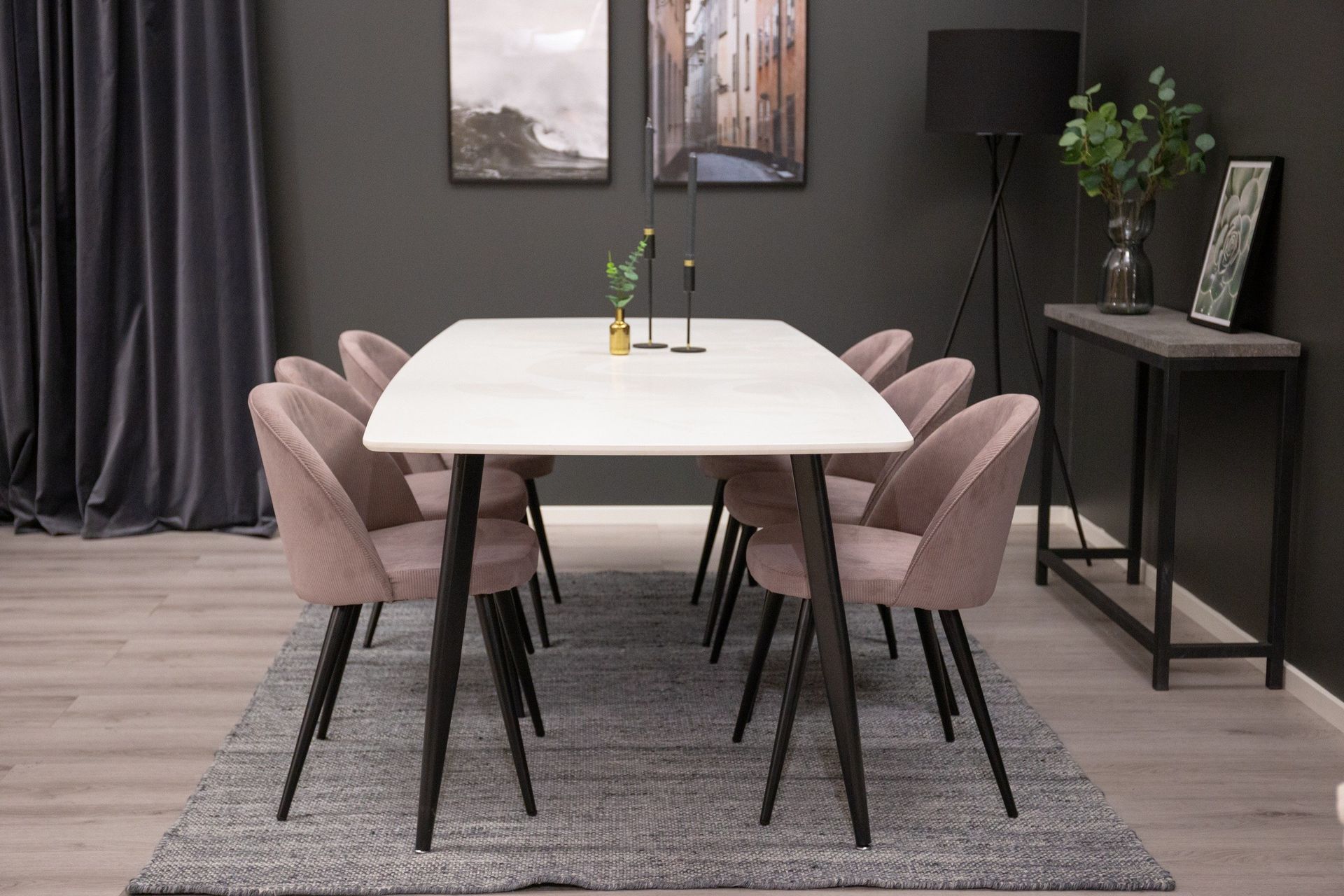 Polar Matgrupp 240 cm Rektangul&auml;r med 6 Velvet stolar - Svart