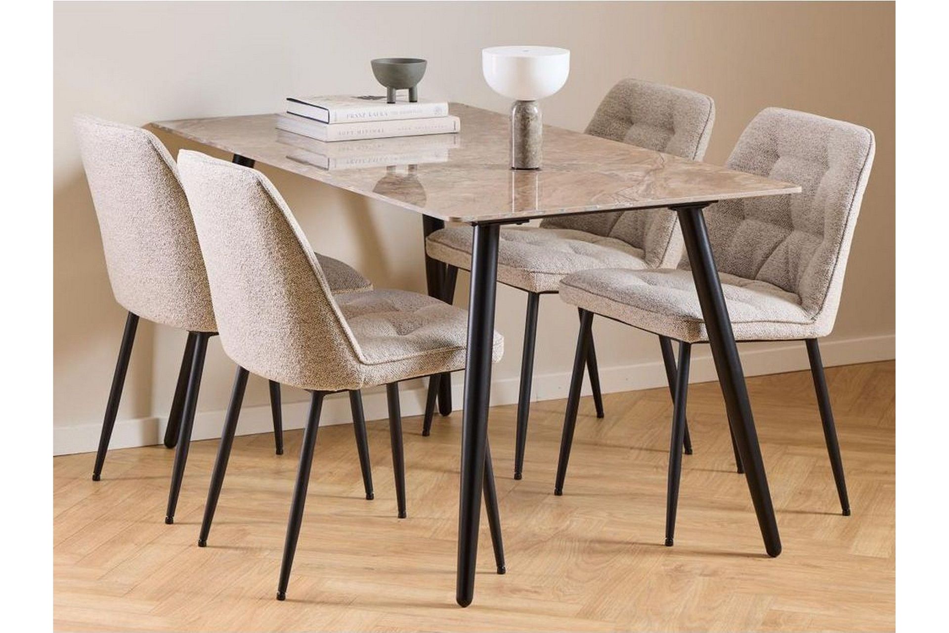 Sanjoan Matgrupp 140 cm + 4 st Zabinka Matstolar - Gr&aring;/Beige/Svart