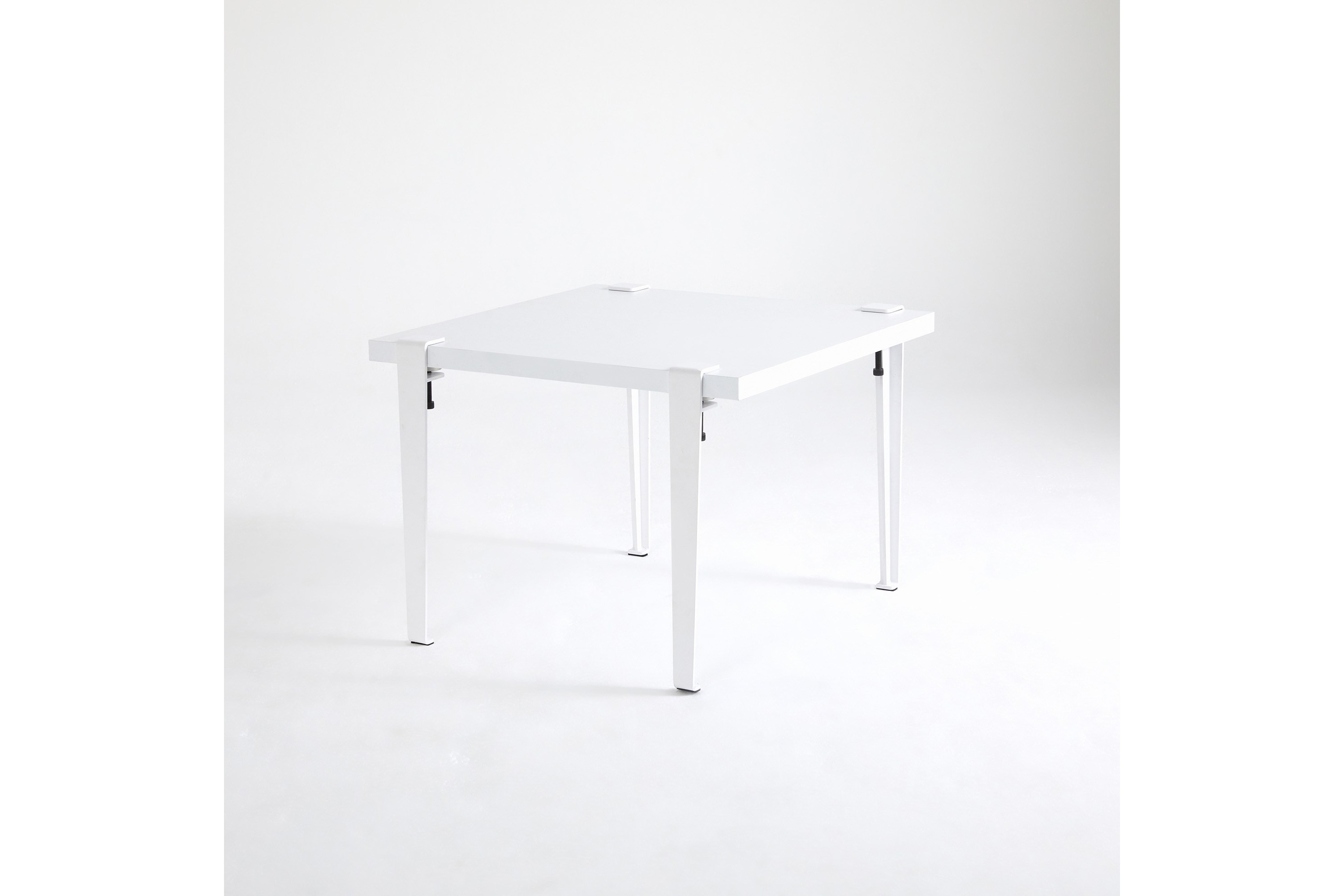 Soffbord Halicheron 60x60 cm Vit Hanah Home