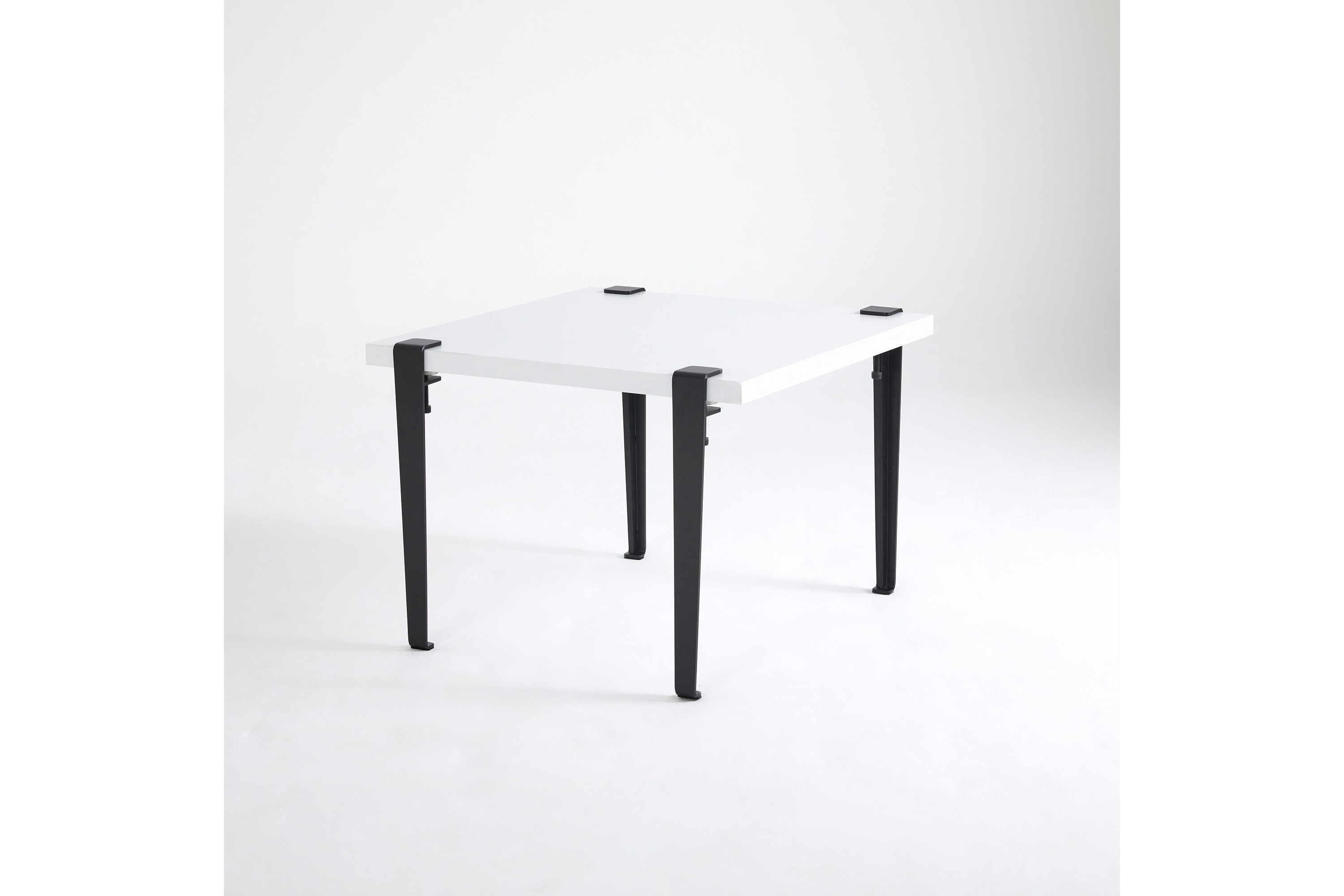 Soffbord Halicheron 60x60 cm Vit/Svart Hanah Home