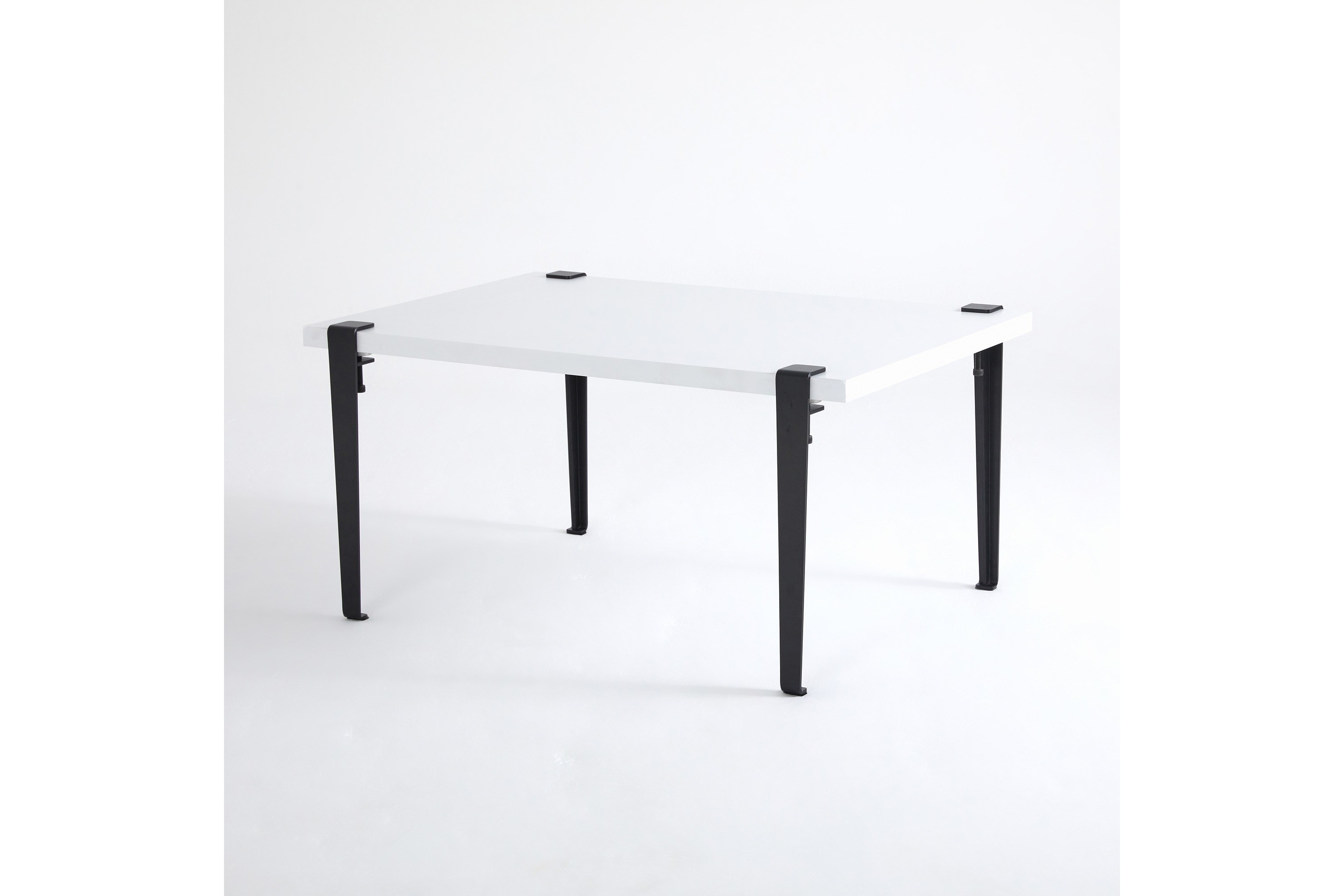 Soffbord Neda 90x60 cm Vit/Svart Hanah Home