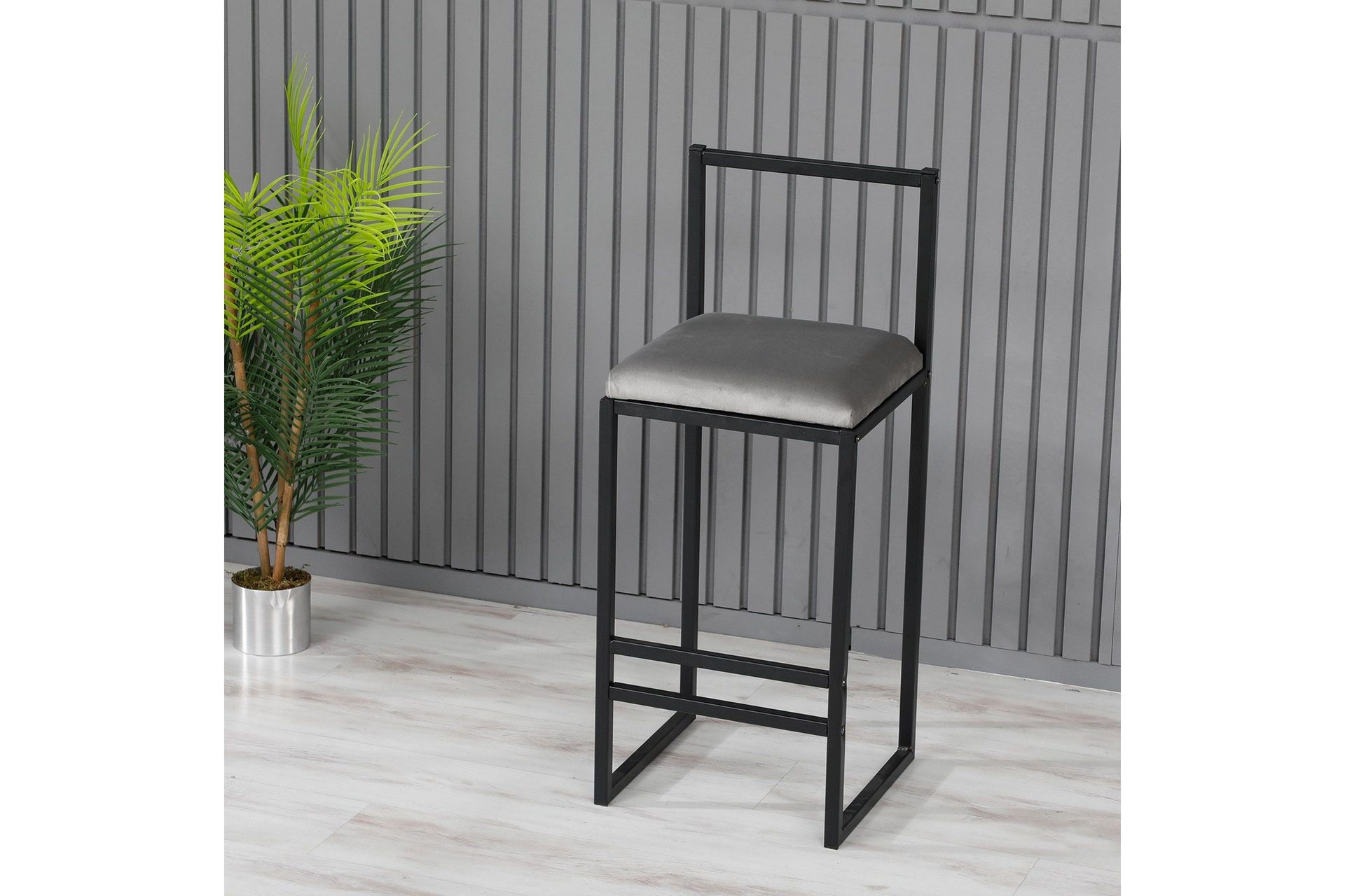 Bitanya Barstol - Gr&aring;