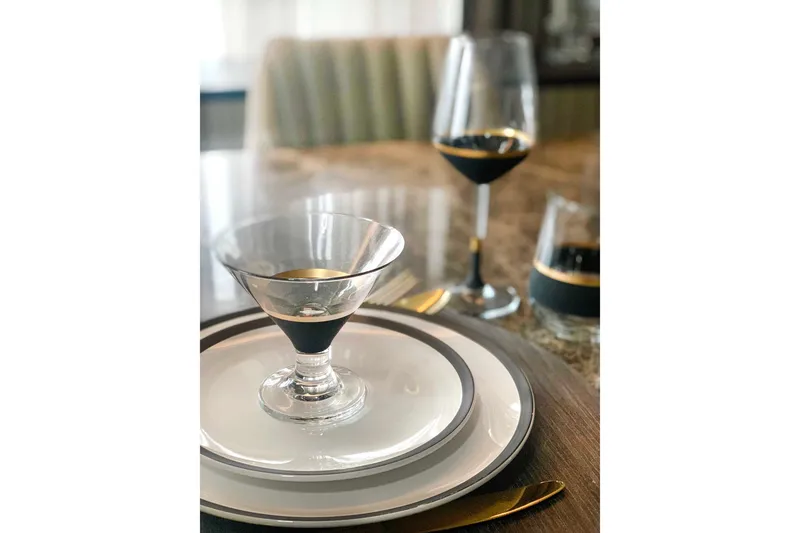 Glass Set 6-pack - Svart/Guld - Servering & matlagning - Glas - Cocktailglas