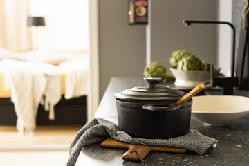 Orrefors Jernverk Gryta 2,8L Gjutjärn - 22x10cm Svart - Servering & matlagning - Gryta & kastrull - Gryta