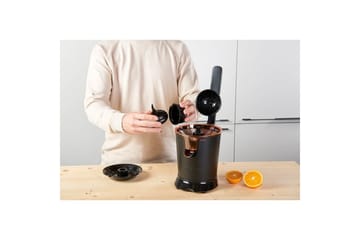 Citruspress Taurus 600W 0.65L - Svart - Servering & matlagning - Köksmaskin - Juicepress & juicemaskin - Råsaftcentrifug