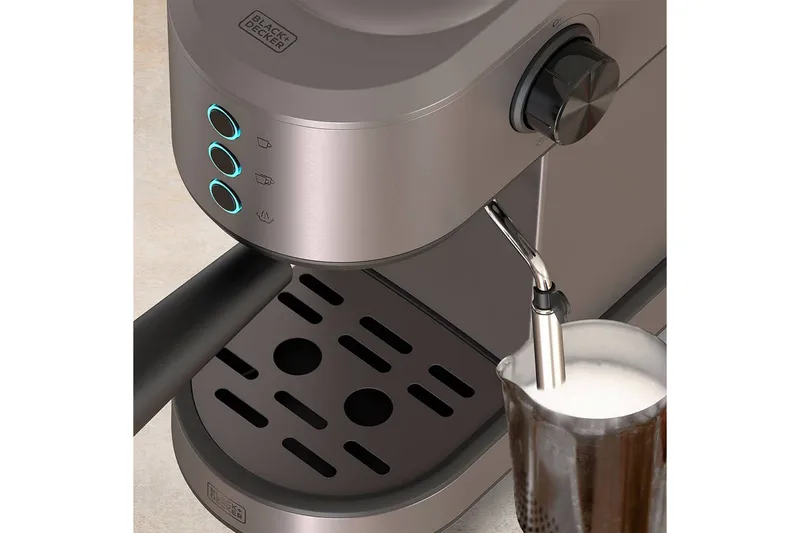 Espressomaskin Black+Decker 1350W - Servering & matlagning - Köksmaskin - Kaffemaskin & kaffetillbehör - Espressomaskiner