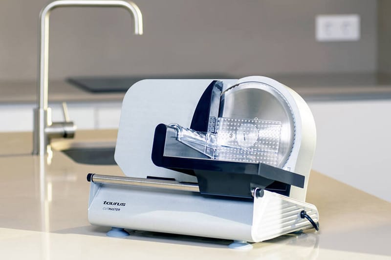 Skärmaskin Taurus 150W 19 cm - Silver - Servering & matlagning - Köksmaskin - Skära & mala - Skärmaskin