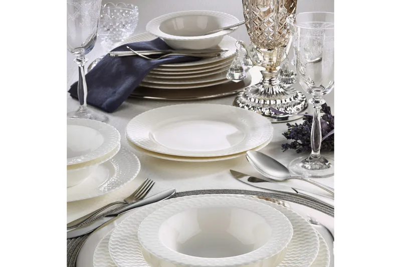 Adine Middagsservis 24 Delar Porslin - Vit - Servering & matlagning - Porslin