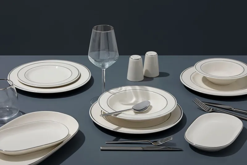 Platin Middagsservis (53 delar) 53x33x36 cm - vit och silver - Servering & matlagning - Porslin
