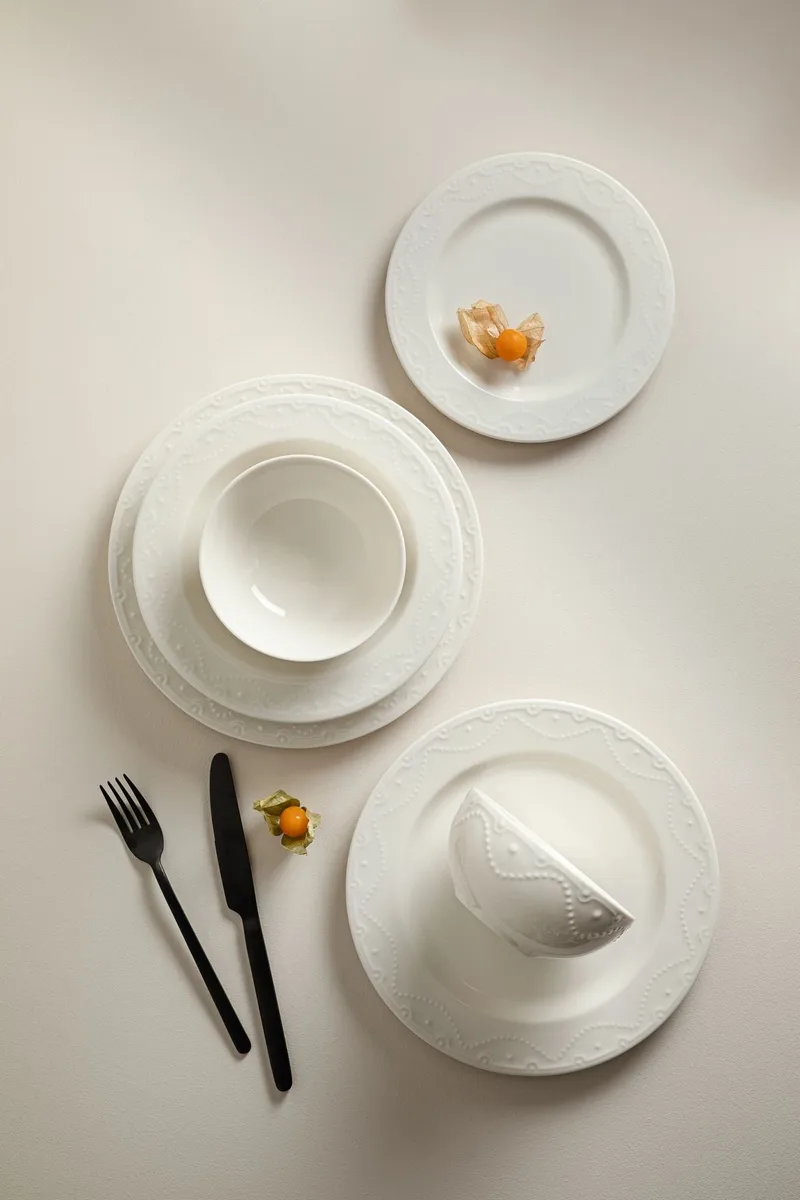 Merdal Middagsservis (24 delar) 32x36x41 cm - Vit - Servering & matlagning - Tallrikar & skålar - Fyrkantiga tallrikar
