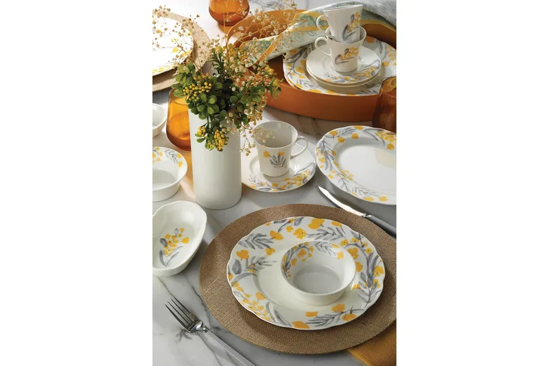 Mayako Tallriksset, Flerfärgad