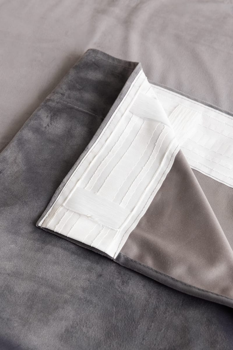 Gardin Elsa 140x250 cm - Grey - Textil & mattor - Gardiner - Gardinlängder - Veckbandslängder