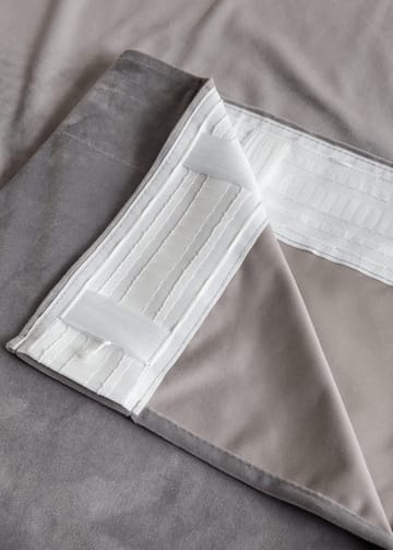 Gardin Elsa 140x250 cm - Silver - Textil & mattor - Gardiner - Gardinlängder - Veckbandslängder