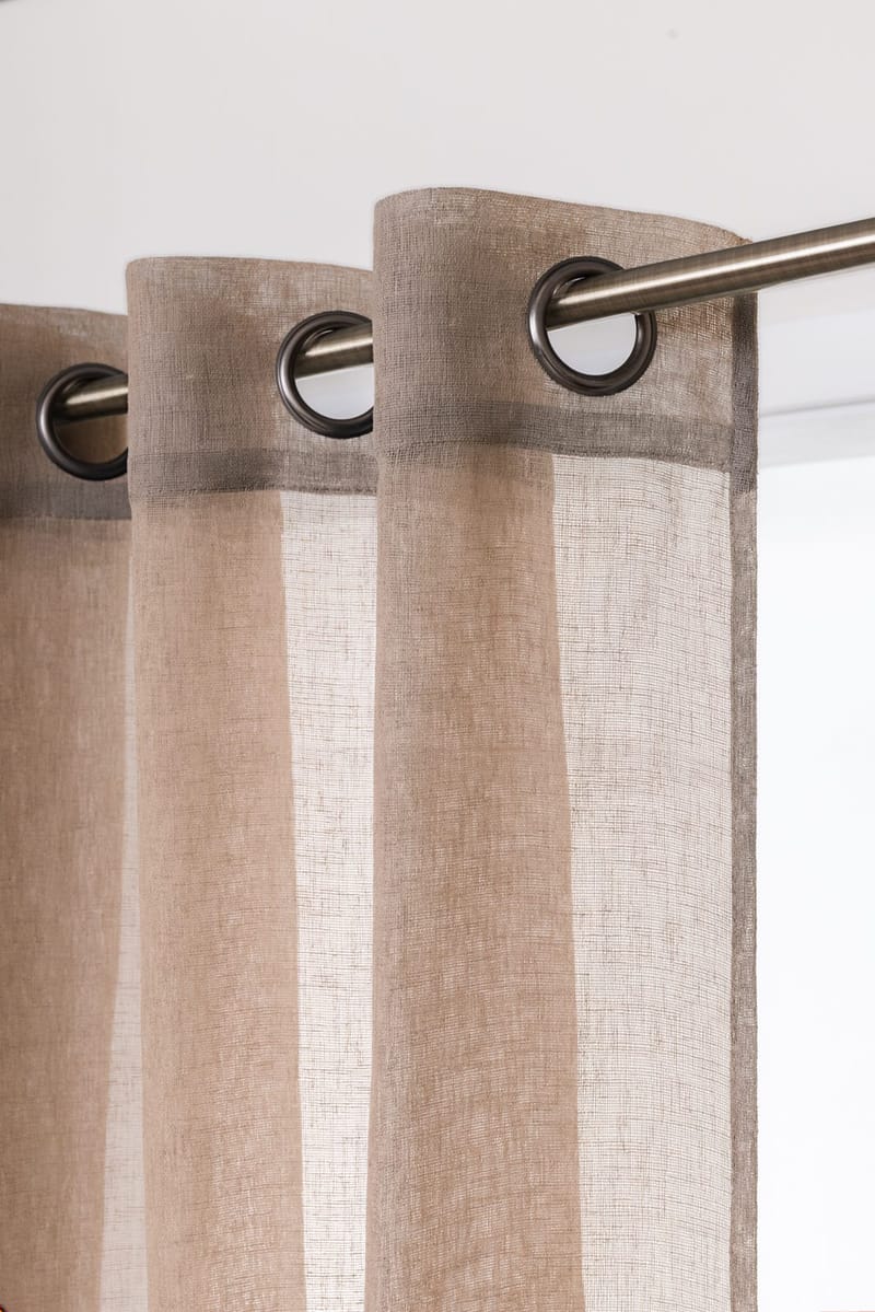 Gardin Felicia 140x240 cm - Linnebeige - Textil & mattor - Gardiner - Gardinlängder - Öljettgardiner