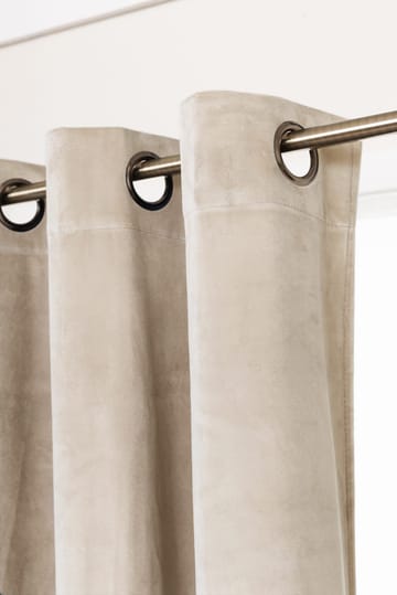 Gardin Saga 140x240 cm - Creme - Textil & mattor - Gardiner - Gardinlängder - Öljettgardiner