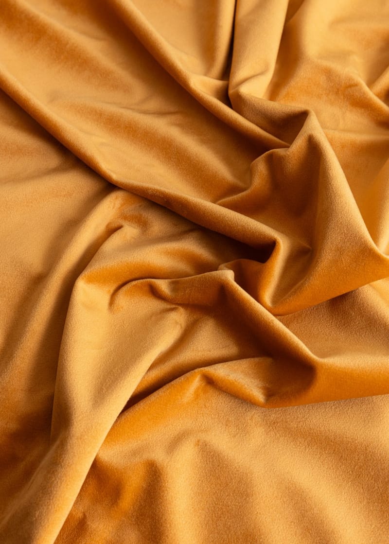 Gardin Saga 140x240 cm - Yellow - Textil & mattor - Gardiner - Gardinlängder - Öljettgardiner