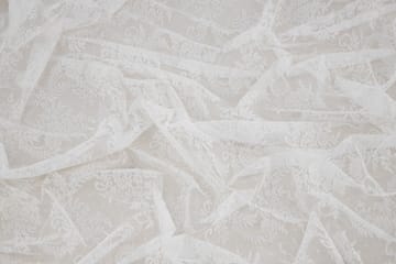 Daisy Gardin 140x240 cm - Vit - Textil & mattor - Gardiner - Gardinlängder - Kanallängd