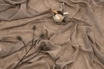 Elena Gardin 135x240 cm - Brun - Textil & mattor - Gardiner - Gardinlängder - Kanallängd