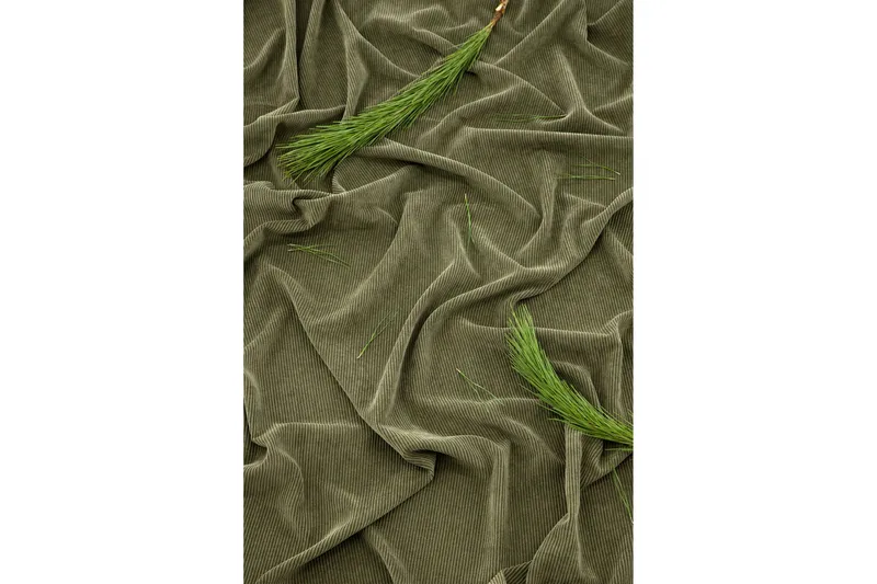 Elma Gardin 140x240 cm - Grön - Textil & mattor - Gardiner - Gardinlängder - Kanallängd