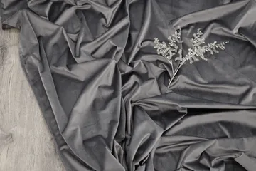 Mary Gardin 135x250 cm - Grå - Textil & mattor - Gardiner - Gardinlängder - Kanallängd