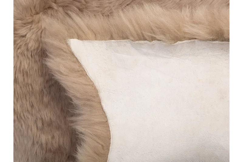 Uluru Fårskinn 65x110 cm - Brun - Textil & mattor - Matta - Fäll & skinnmatta - Fårskinn & lammskinn