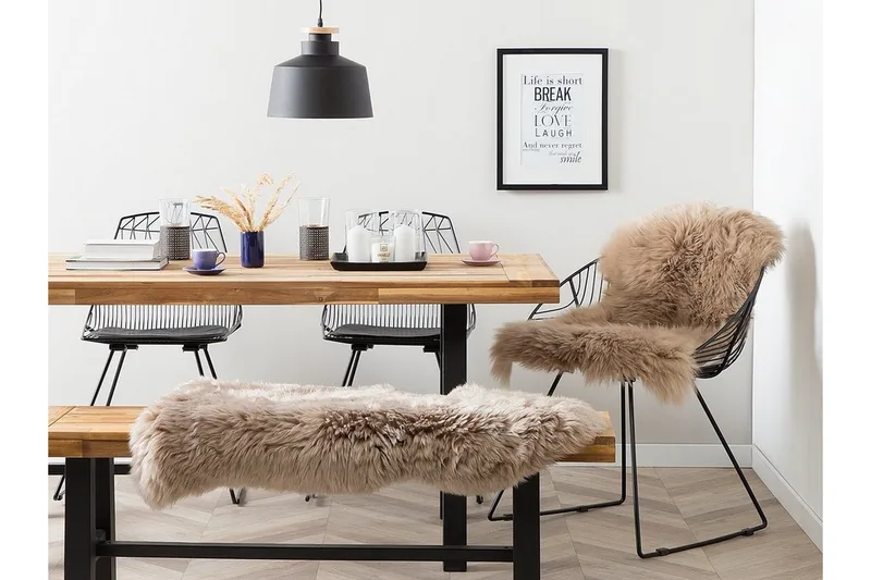 Uluru Fårskinn 65x110 cm - Brun - Textil & mattor - Matta - Fäll & skinnmatta - Fårskinn & lammskinn