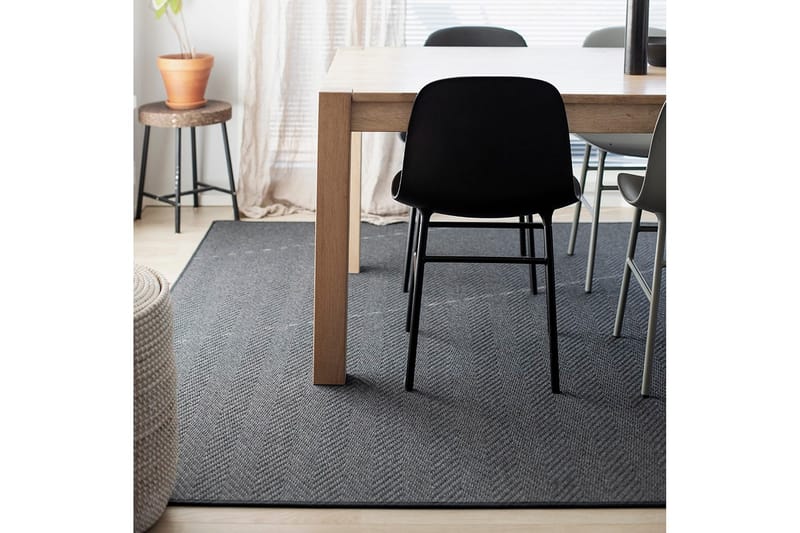 Elsa Matta Rund 133 cm Svart - Vm Carpet - Textil & mattor - Matta - Modern matta - Ullmatta