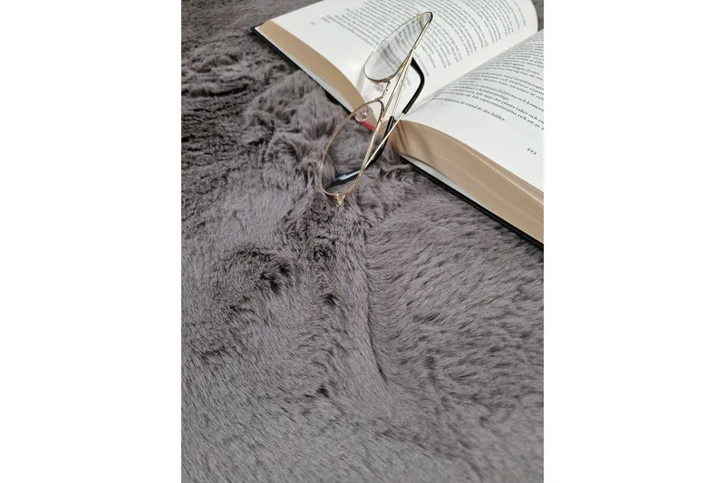 Heaven Deluxe Ryamatta 140x200 cm - Charcoal - Textil & mattor - Matta - Modern matta - Ryamatta