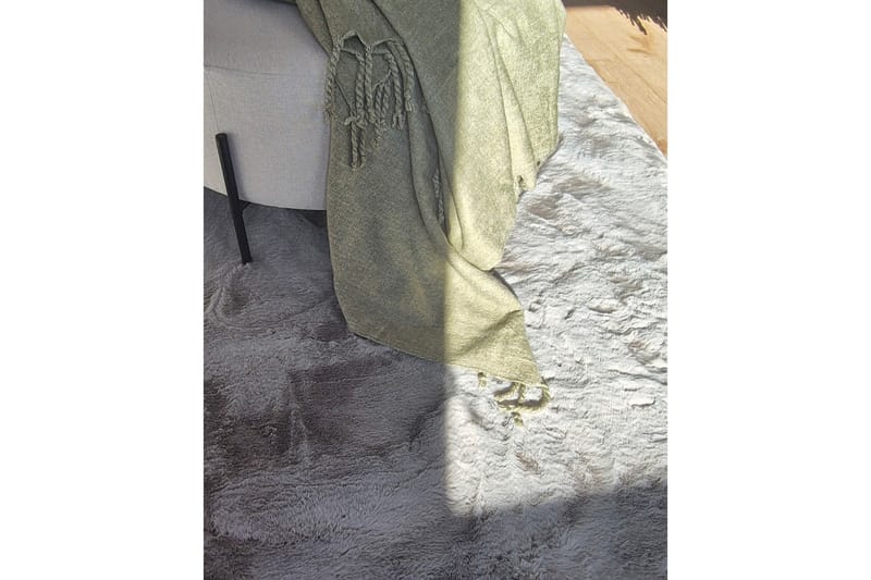 Heaven Deluxe Ryamatta 140x200 cm - Grå - Textil & mattor - Matta - Modern matta - Ryamatta