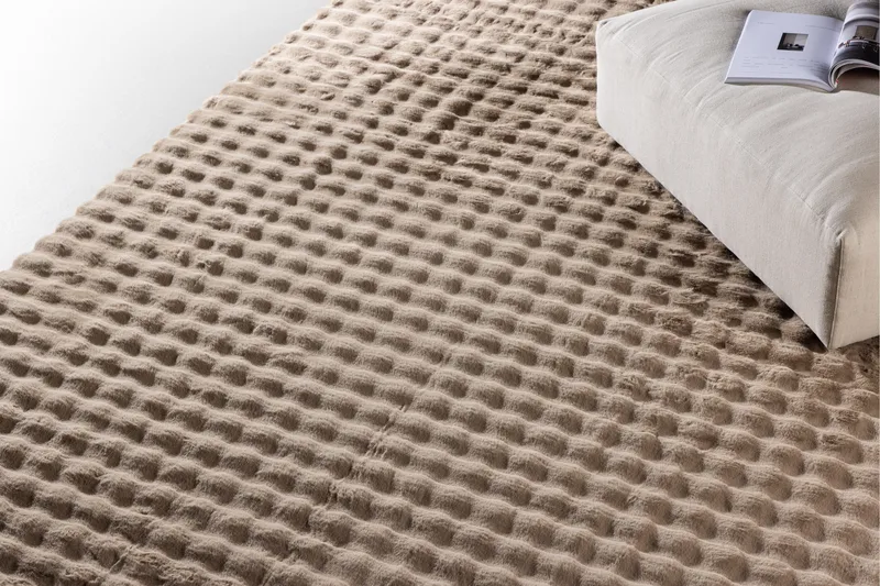 Novis Plastmatta 200x290 cm - Beige - Textil & mattor - Matta - Modern matta - Wiltonmatta
