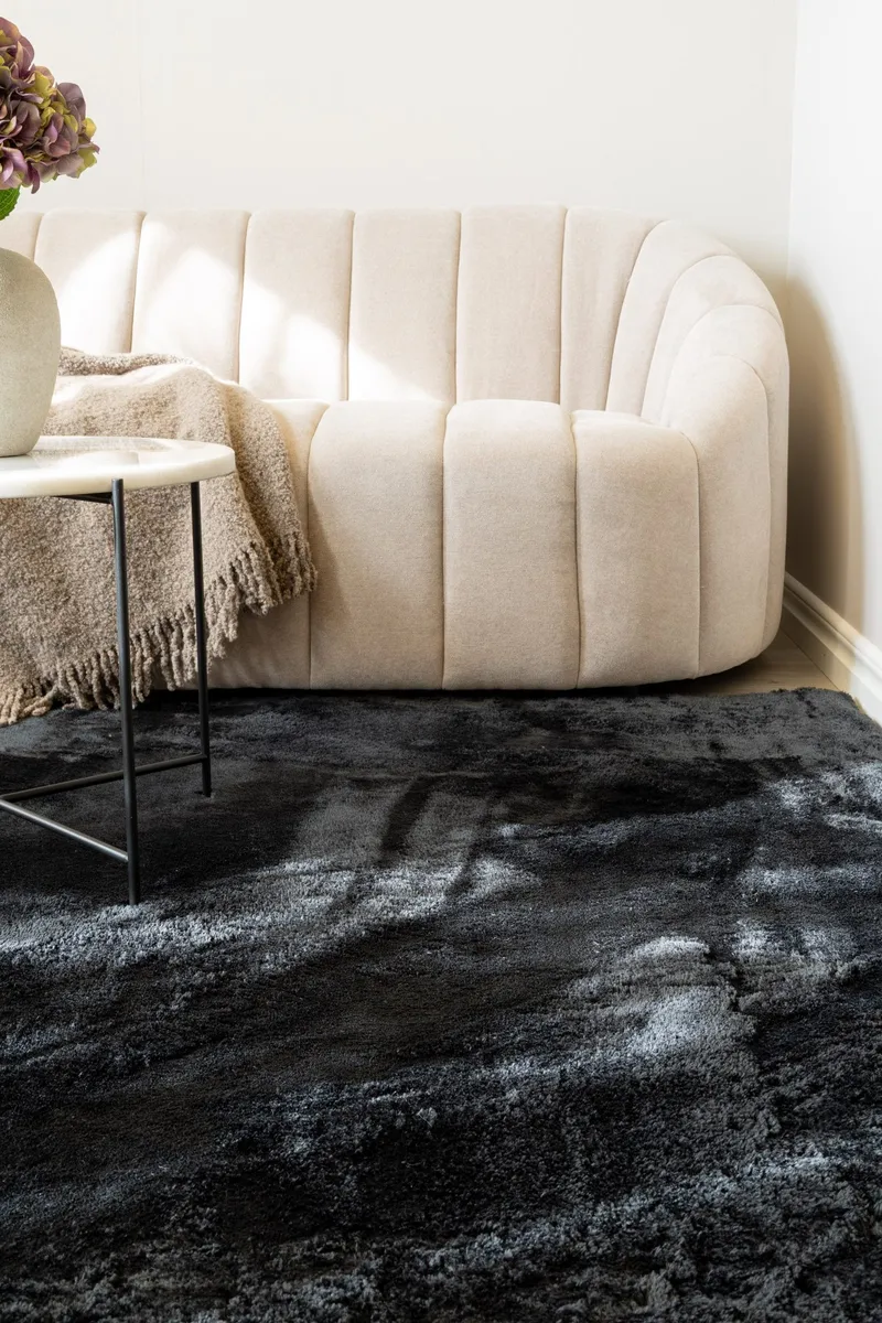 Cozy Ryamatta 133x190 cm Rektangulär - Svart - Textil & mattor - Matta - Modern matta - Ryamatta