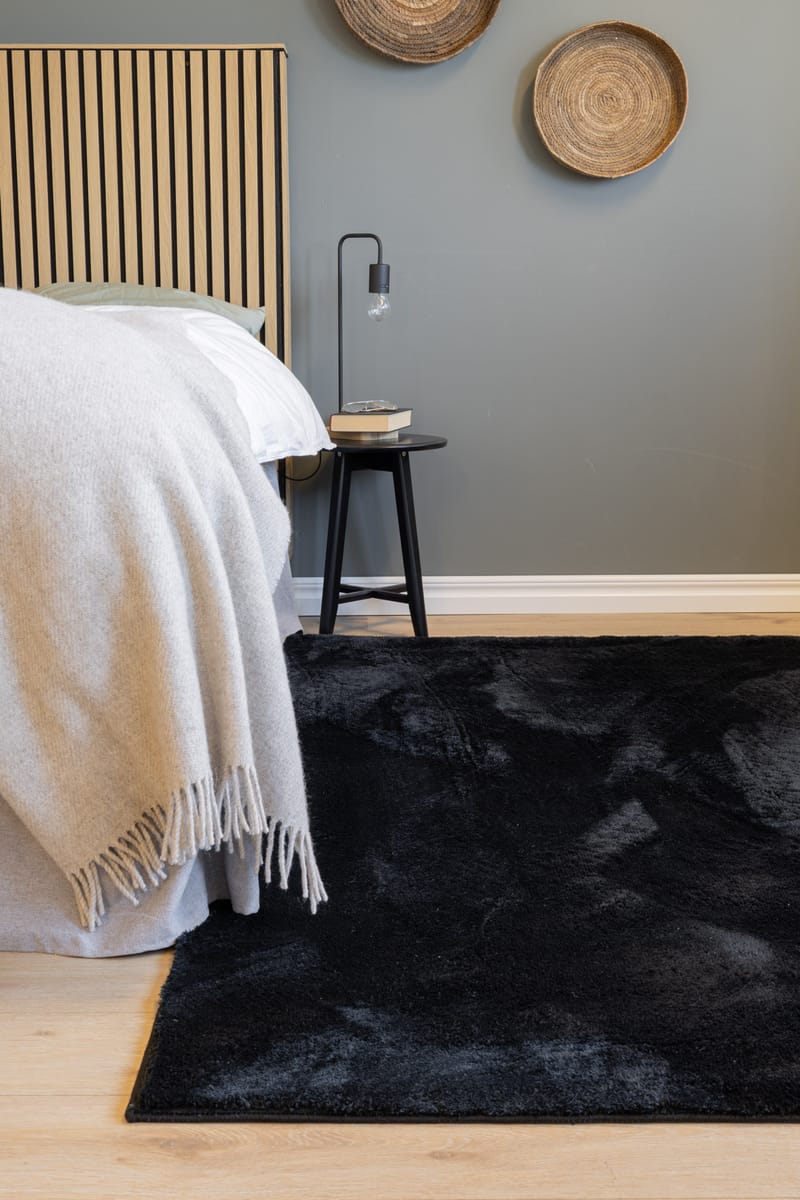 Cozy Ryamatta 133x190 cm Rektangulär - Svart - Textil & mattor - Matta - Modern matta - Ryamatta