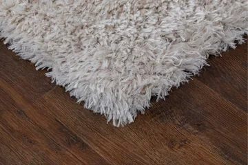 Floki Ryamatta 133x190 cm Rektangulär - Vit - Textil & mattor - Matta - Modern matta - Ryamatta