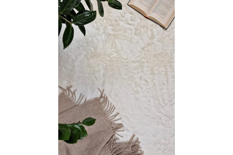 Heaven Ryamatta Vit 140*200 - Vit - Textil & mattor - Matta - Modern matta - Ryamatta