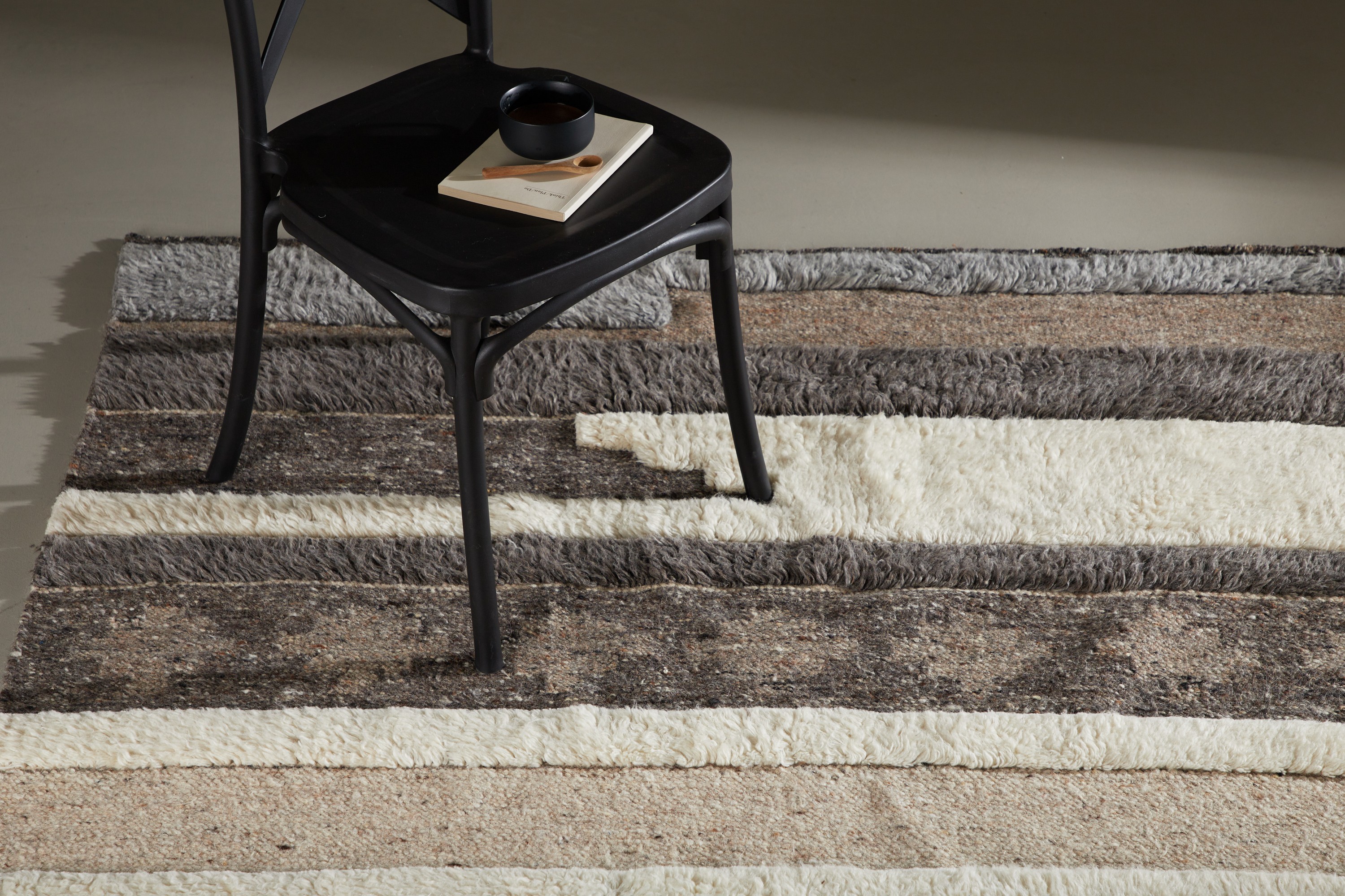 vincent ullmatta 250x350 cm - vit