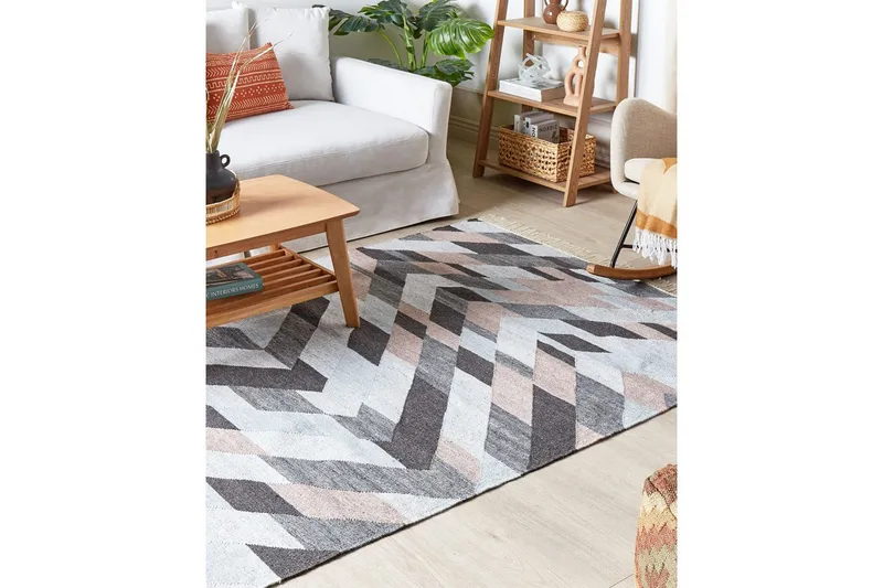 Plattvävd Nakkas - 140x200 cm - Textil & mattor - Matta - Flatvävd matta