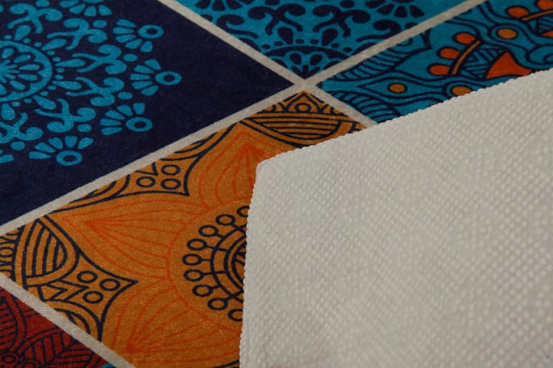 Matta Crosobly 160x230 cm - Flerfärgad - Textil & mattor - Matta - Stor matta