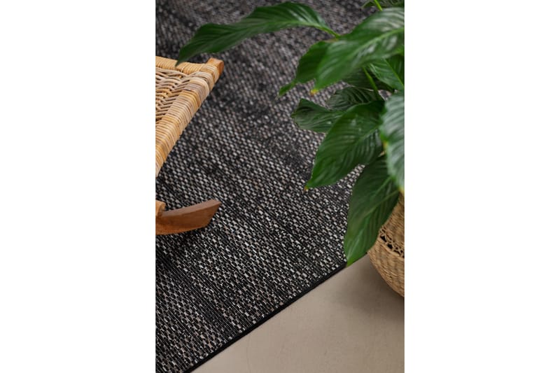 Palma Plain Utomhusmatta 160x230 cm - Svart - Textil & mattor - Matta - Utomhusmatta - Balkongmatta & altanmatta