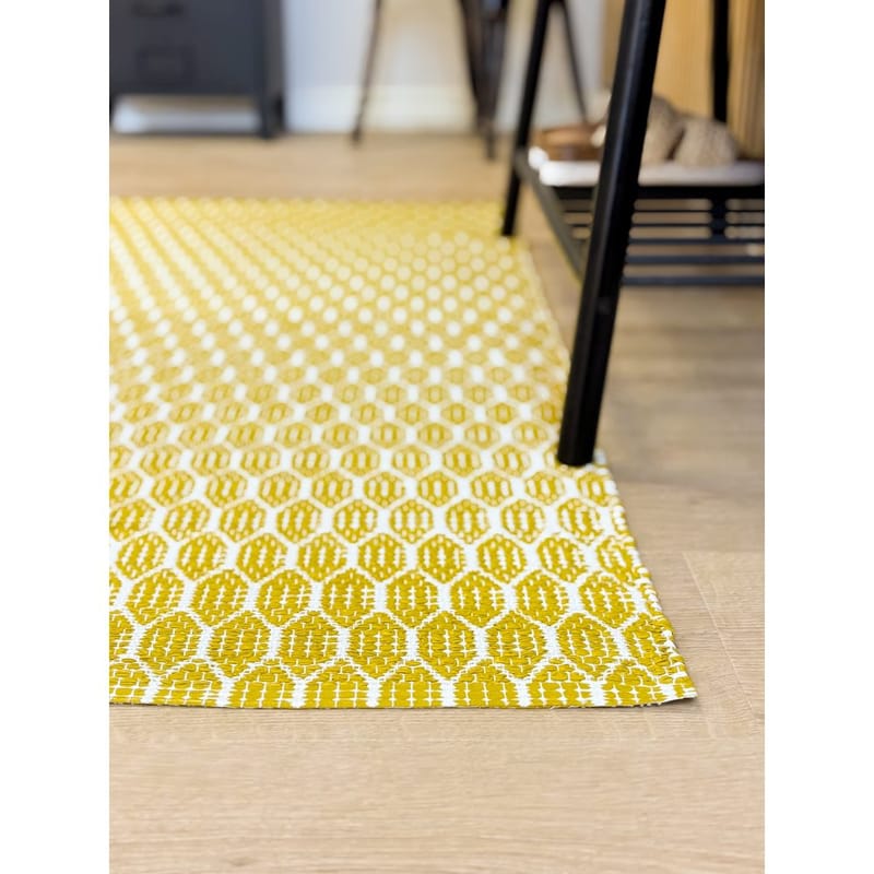 Plastmatta Hilma Link - 150x220 cm, Gul - Textil & mattor - Matta - Utomhusmatta - Plastmatta