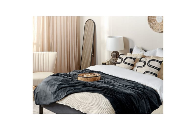 Pläd Bayburt Svart, 150x200 cm - Svart, 150x200 cm - Textil & mattor - Filt & pläd