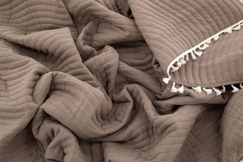 Lias Överkast 260x260 cm - Brun - Textil & mattor - Sängkläder