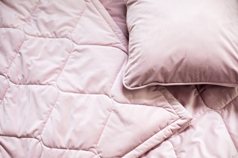 Överkast Manuel 280x270 cm - Rosa - Sängkläder - Överkast - Överkast dubbelsäng - Överkast enkelsäng