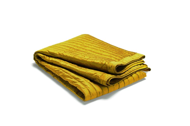 Överkast Metallo 180x270 cm guld - Överkast enkelsäng - Sängkläder - Överkast dubbelsäng - Överkast