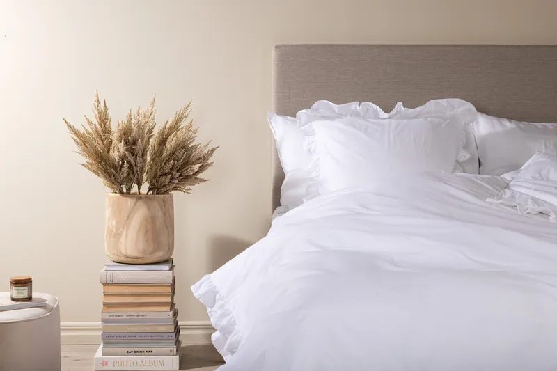 Levi Bäddset 2-Dels 150x200/50x60 cm - Vit - Textil & mattor - Sängkläder