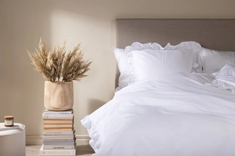 Levi Bäddset 2-Dels 150x200/50x60 cm - Vit - Textil & mattor - Sängkläder