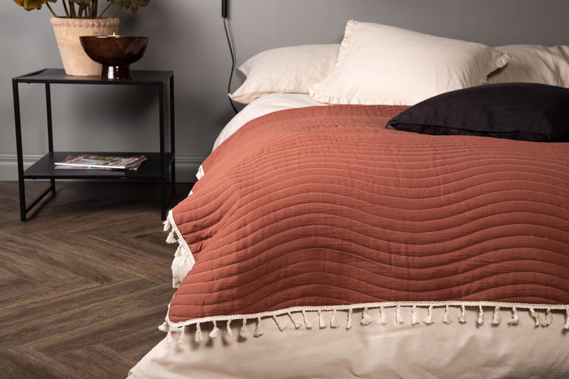 Lias Överkast 180x260 cm - Rostbrun - Textil & mattor - Sängkläder