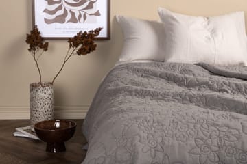 Niki Överkast 150x250 cm - Ljusgrå - Textil & mattor - Sängkläder