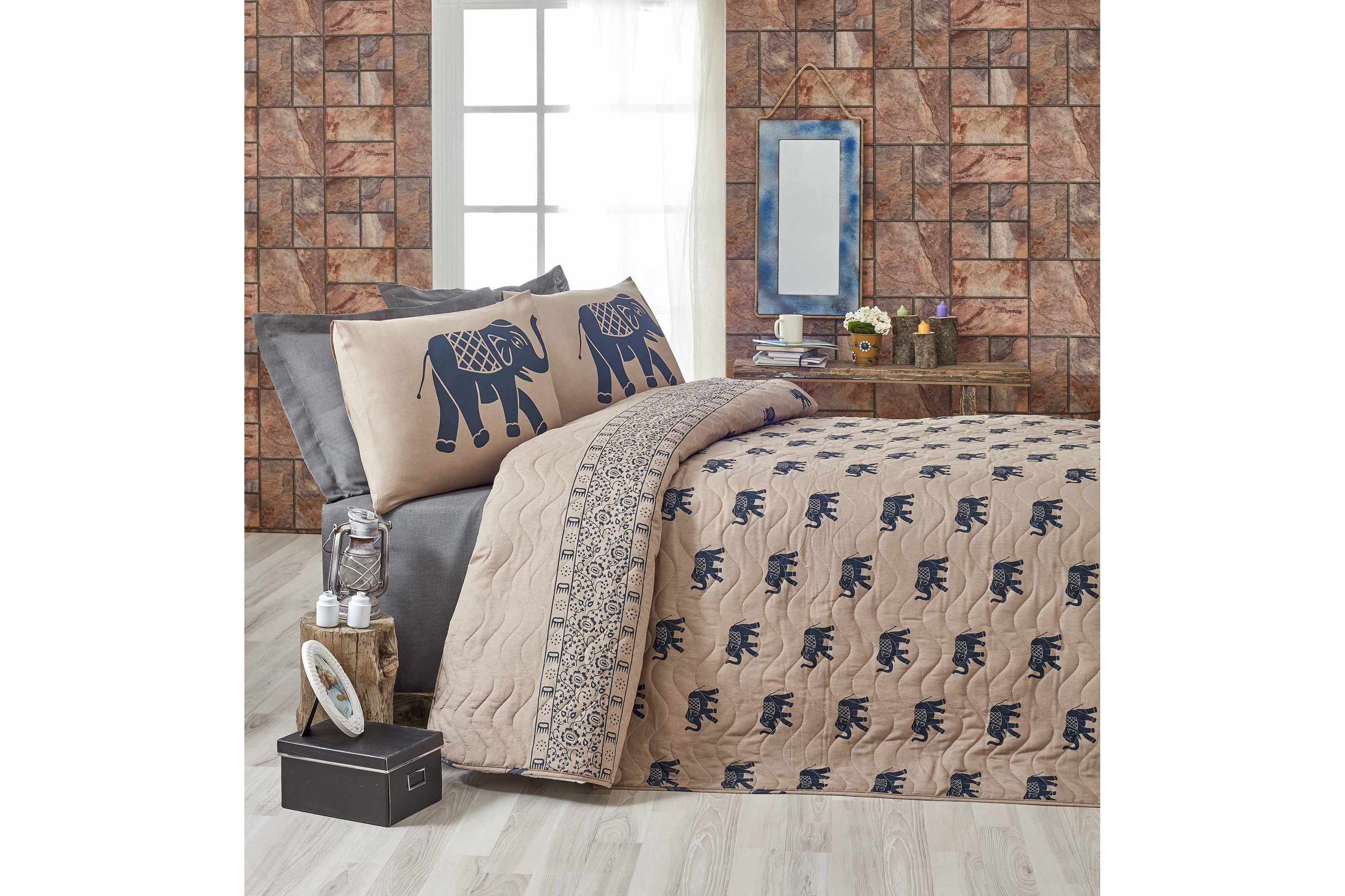 Överkast Eponj Home Enkelt 160x220-Kuddfodral Quiltat BlåLjusbrun